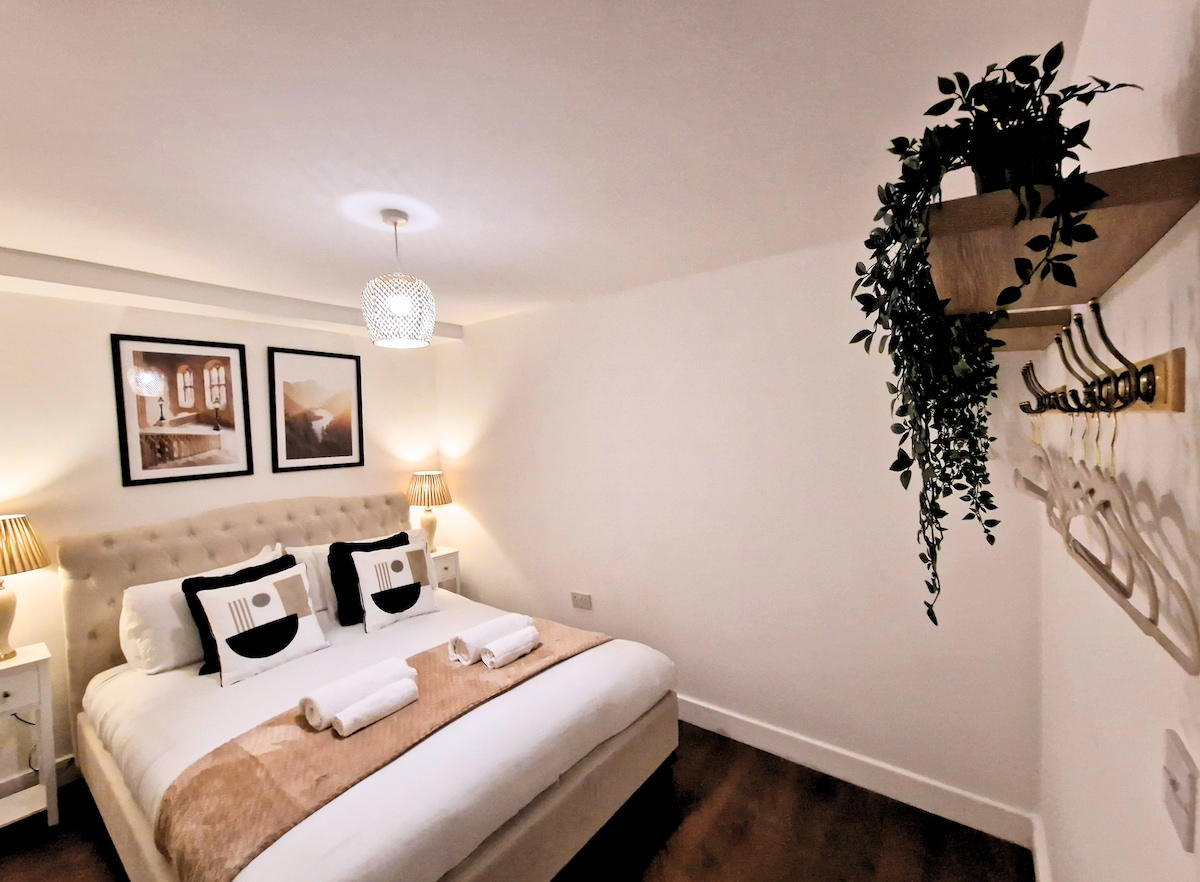 Manchester City Centre- 2 Bedroom Flat By Bevolve