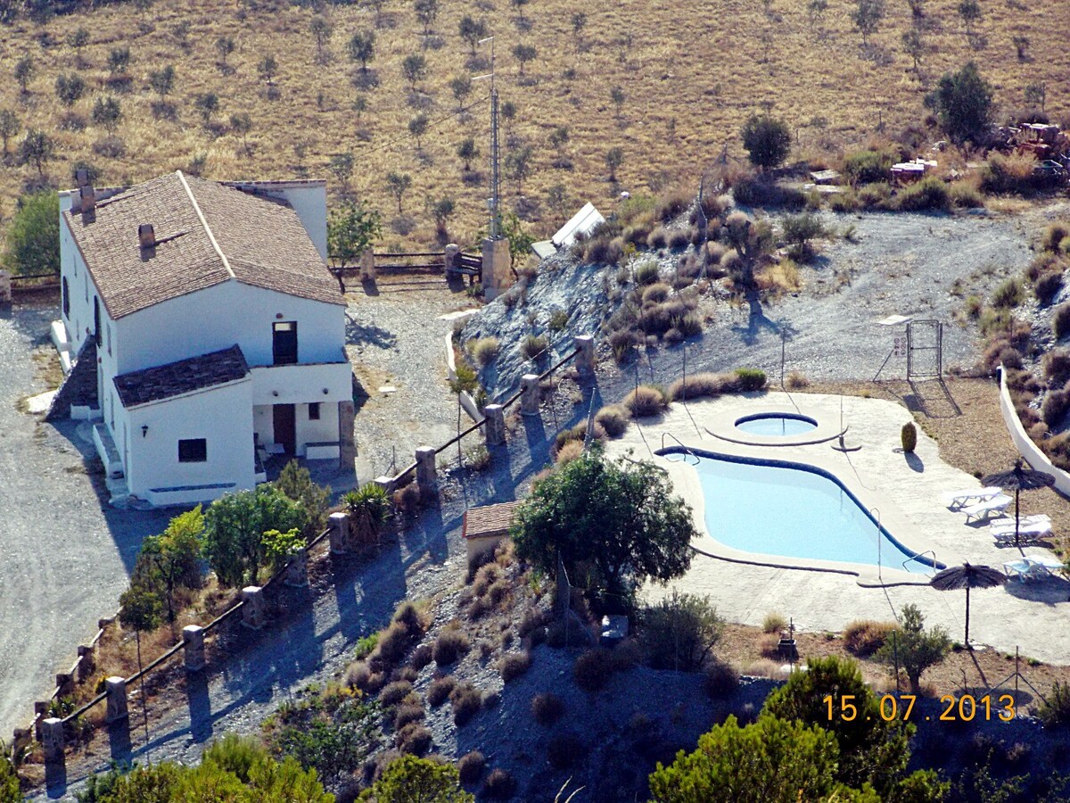 Casa de la Abuela, with saltwater pool and surroun
