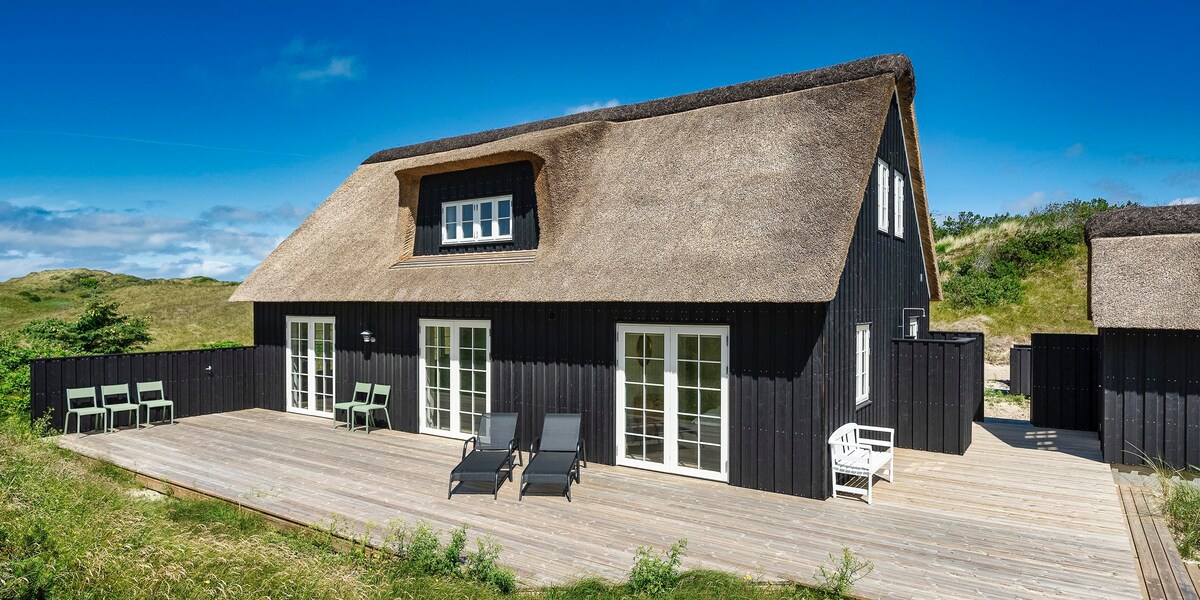 Cozy cottage in modern nordic style