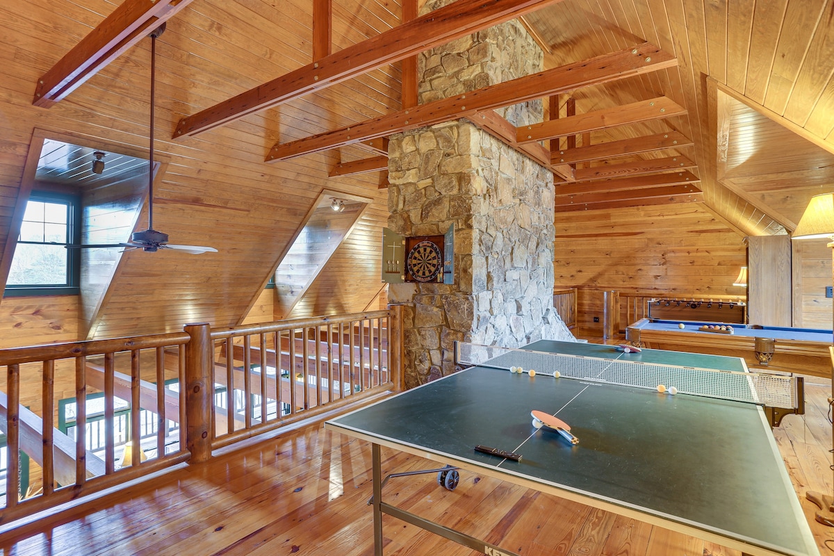 Lakefront Custom-Built Mentone Home: Game Room!