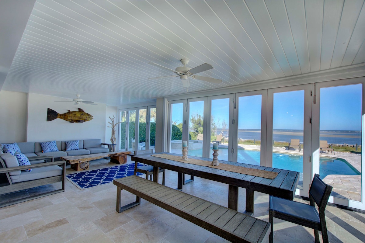 Seaside Serenity-Luxury Cottage ，可欣赏海景