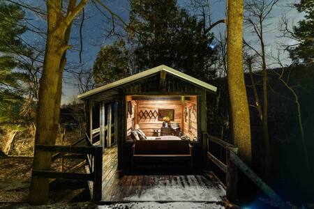 Glamping Cabin| Huge Window|Valley and Cliff Views