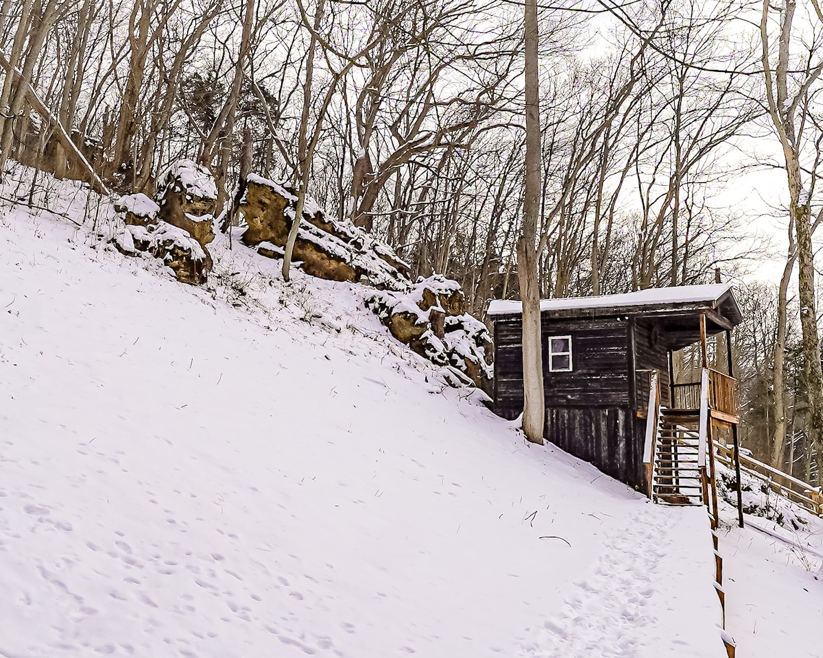 Glamping Cabin| Huge Window|Valley and Cliff Views