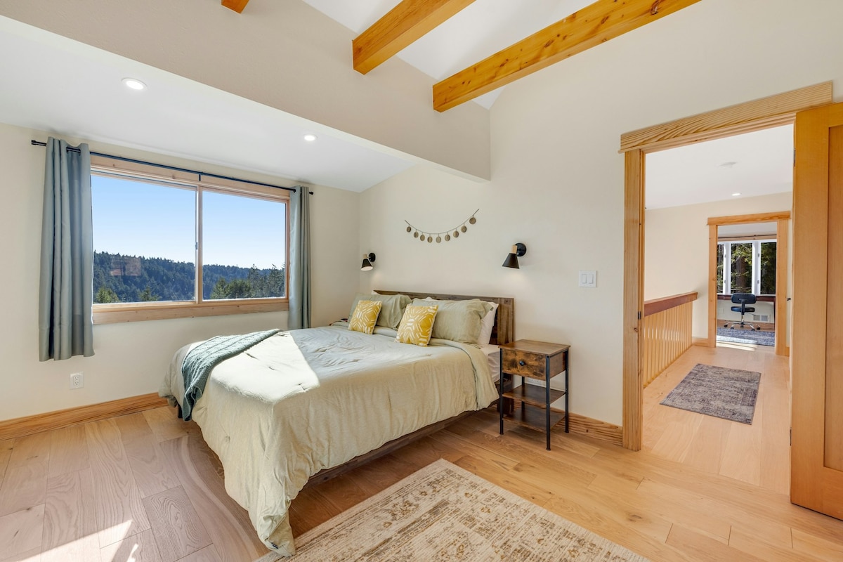3卧室翻新房源，可欣赏山脊顶景观