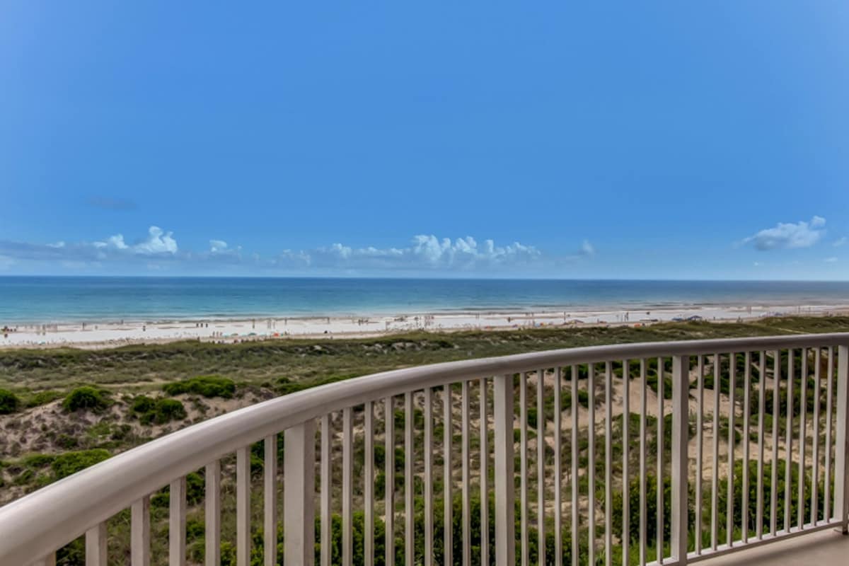 Oceanfront 2BR | Oceanview Balcony | 2 Pools