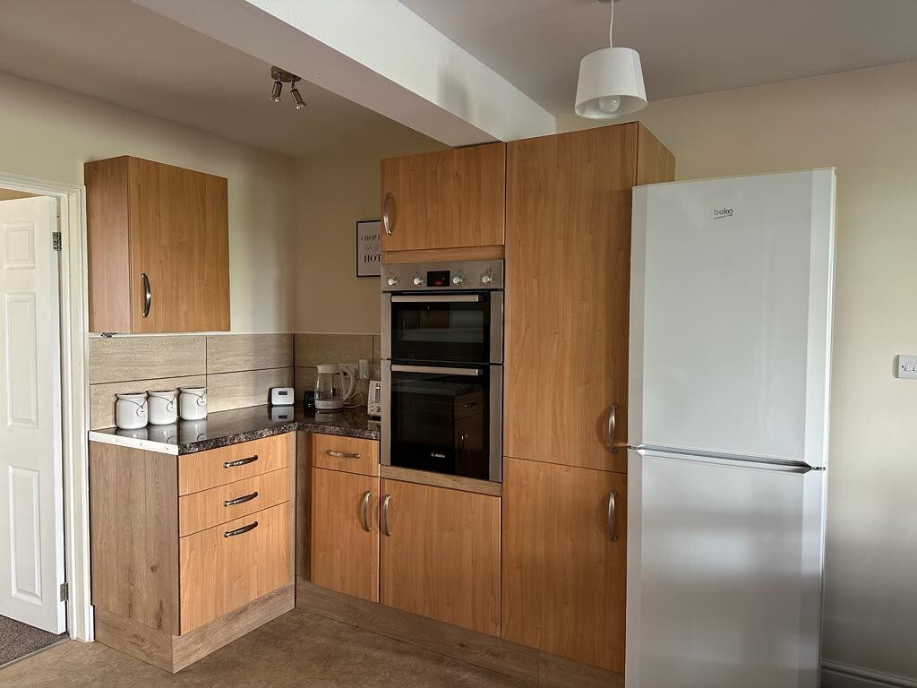 Lovely 2-Bed Apartment in Stroud
