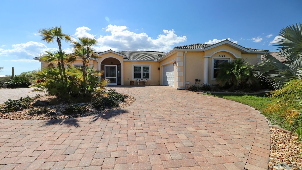 5 Star Style House, Charlotte County House 5814