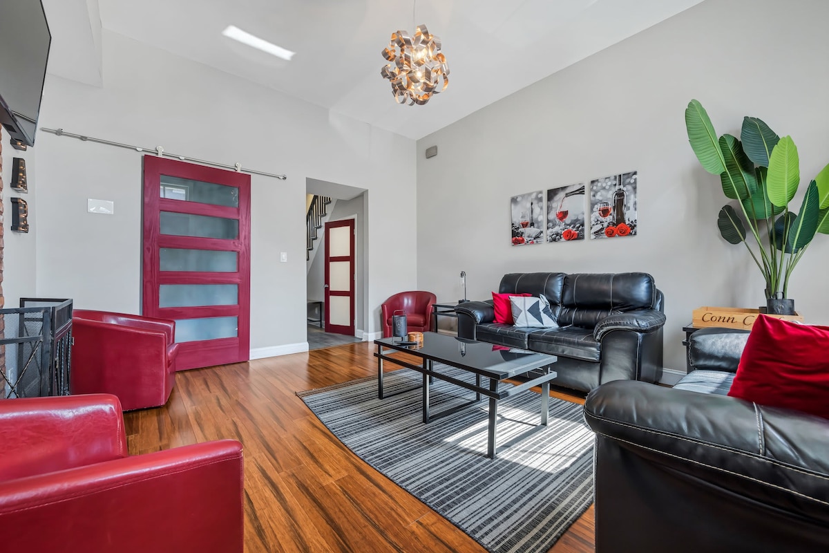 NEW! 3BR Townhouse in Historic Soulard St. Louis
