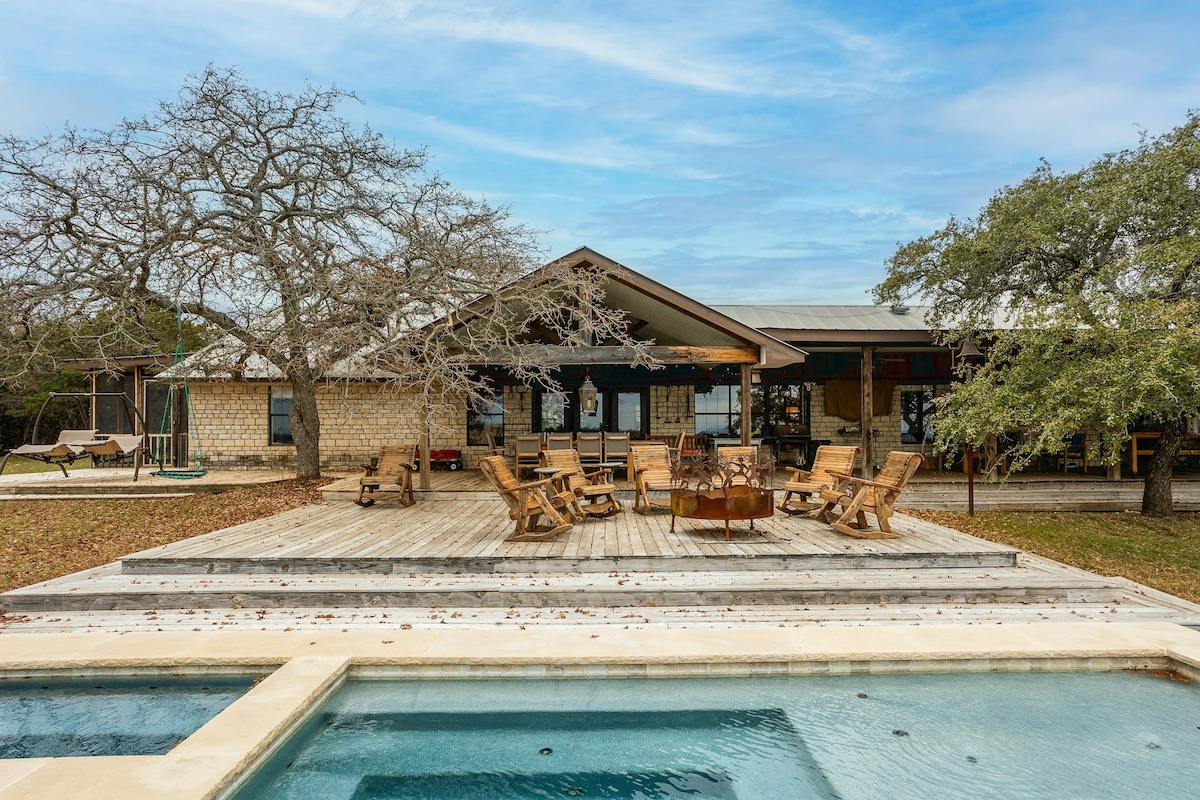 5BR luxury home with pool & wrap-around porch