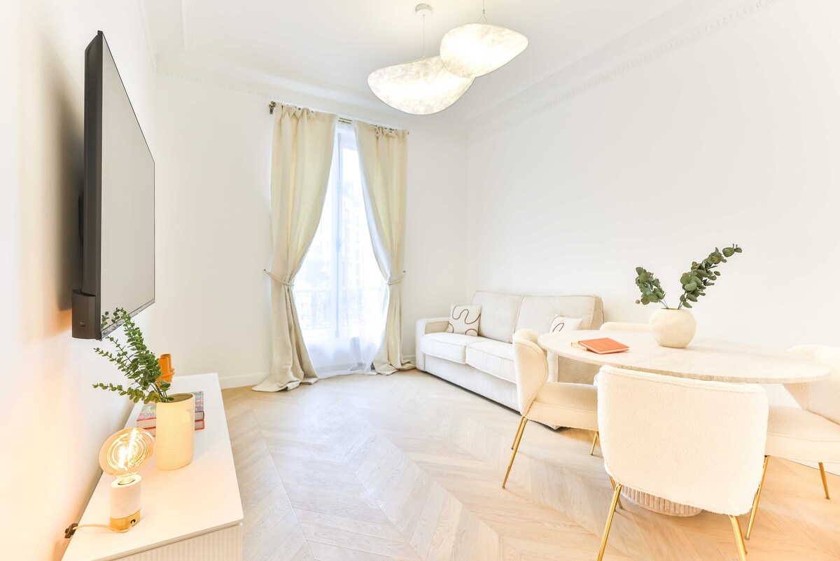 Renovated apartment in the heart of the 16th arron