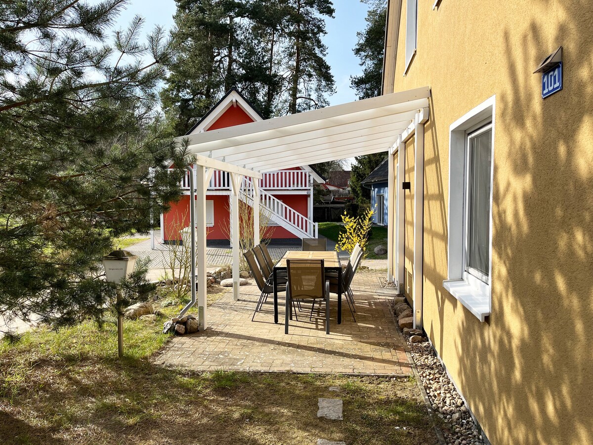 Ferienhaus für 9 Gäste mit 140m² in Röbel/Müritz (247619)