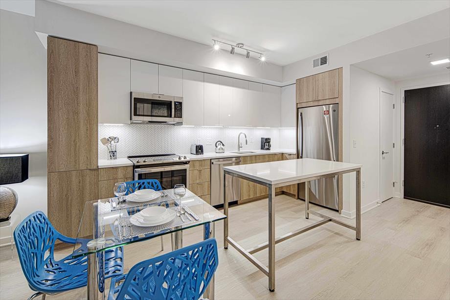 near Union Station 1 Deluxe BR | Family Friendly