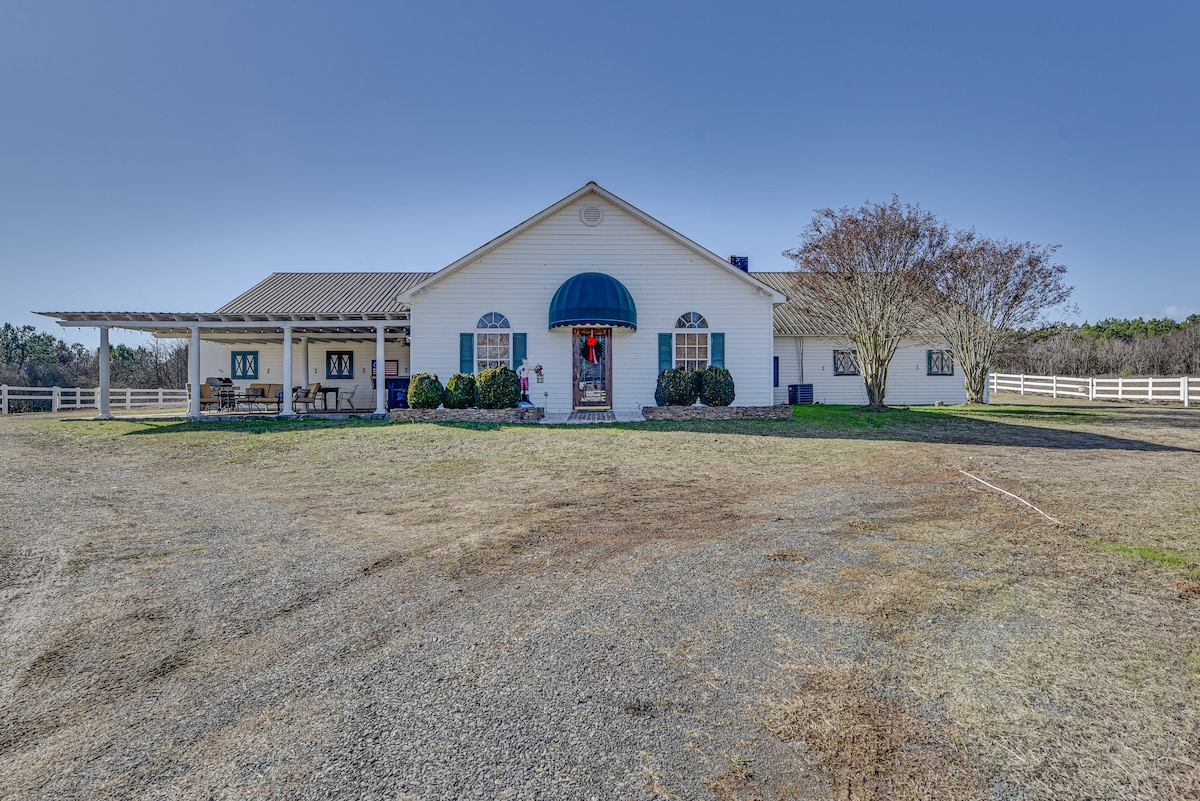 Countryside Cabin Rental ~ 10 Mi to Wadesboro!