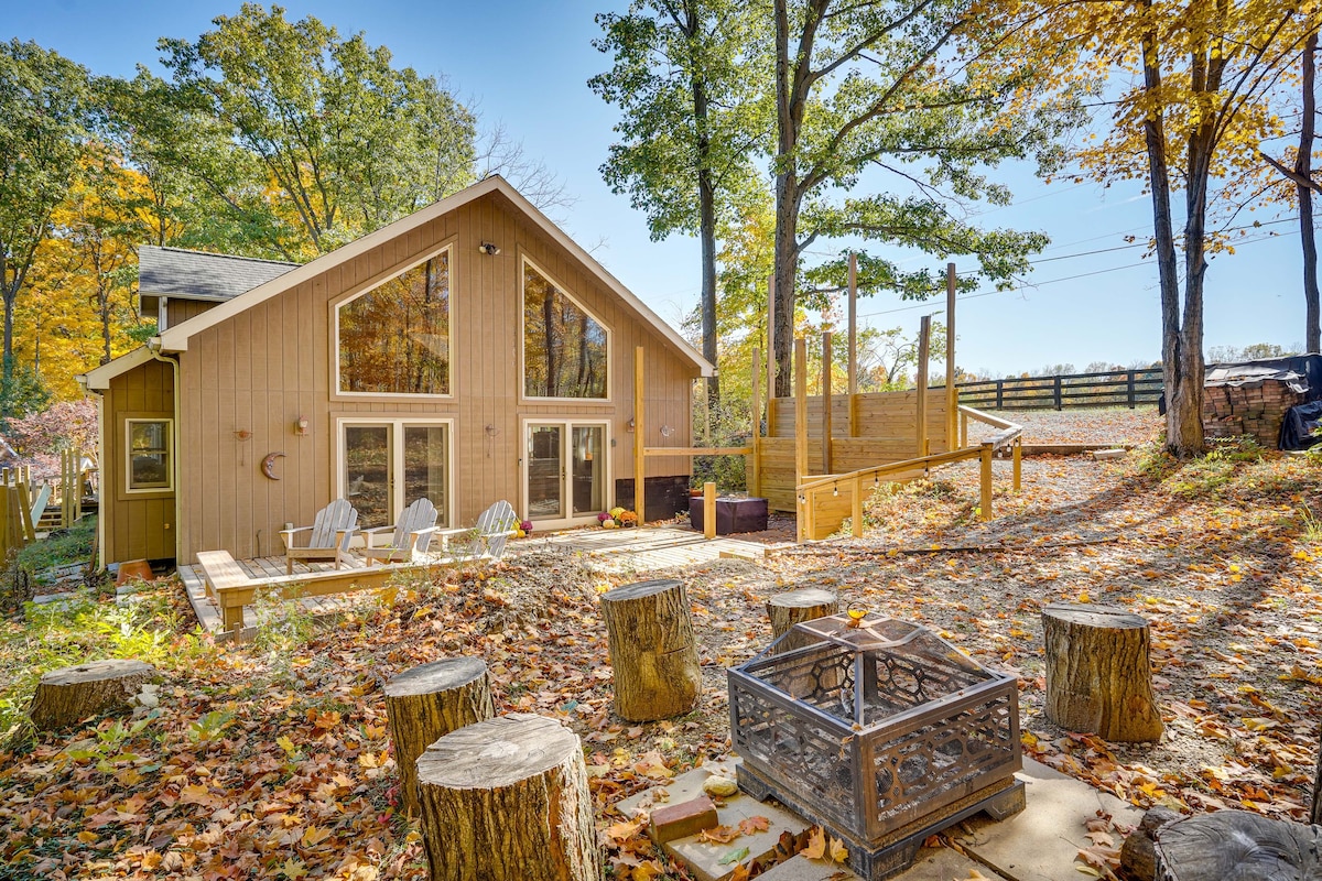 Delaware 'Wooded River Retreat' w/ Views & More
