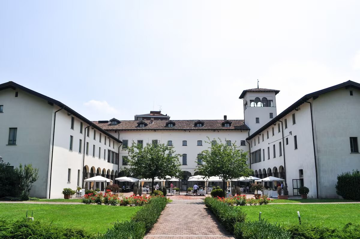 4-Star Hotel: Pets are Welcome, Near Sforza Castle