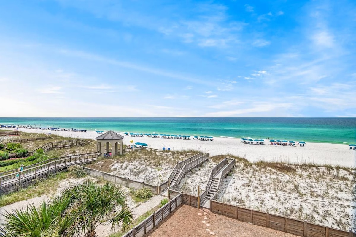 Beach Front Luxury w/Pool I 8BR Emerald Dawn