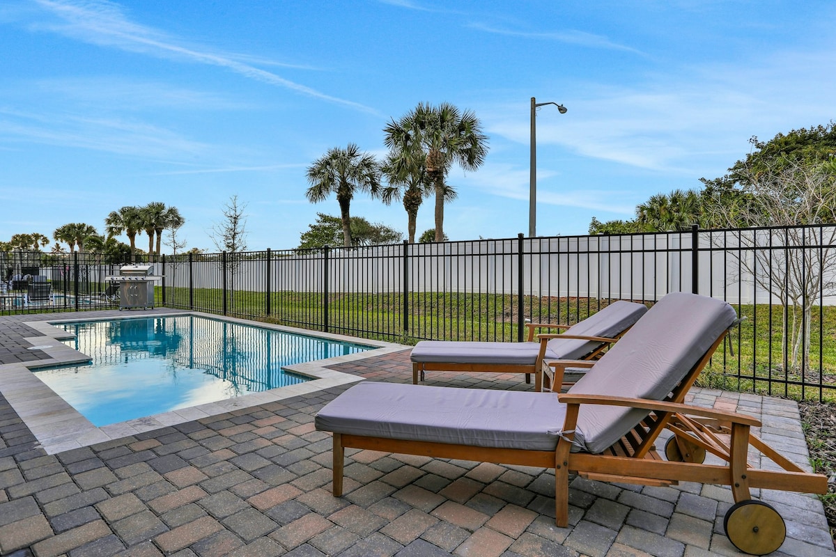 6BR beach home - pool, private beach access, games