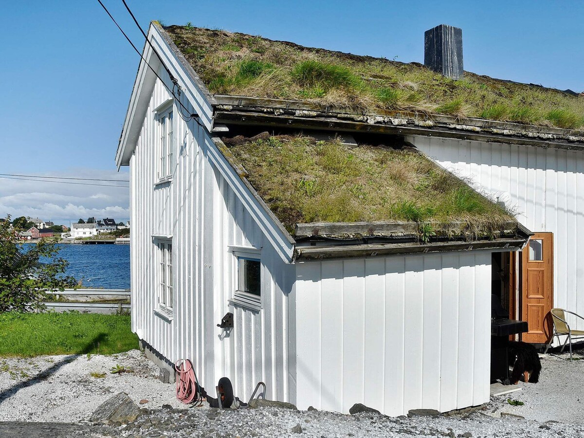 7 person holiday home in averøy
