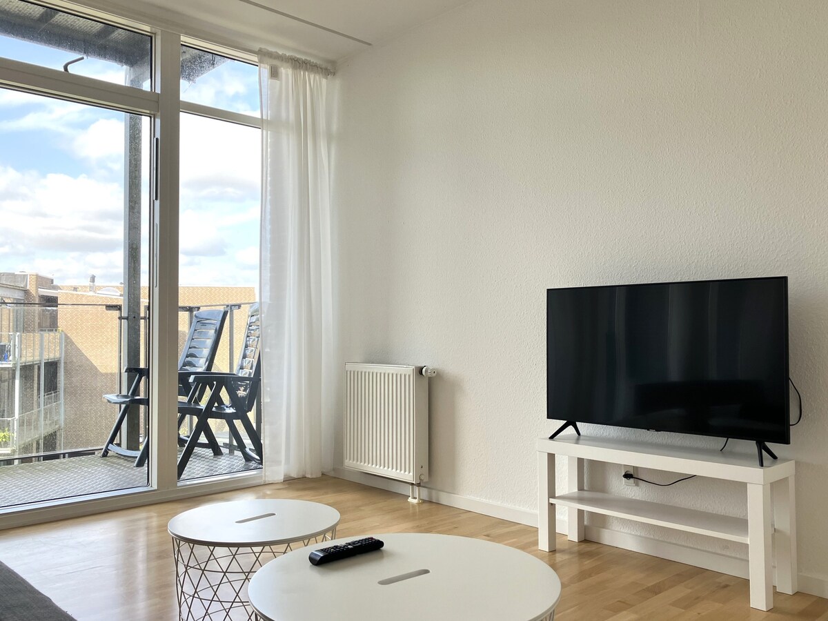 Three-bedroom apartment located in Vejle.