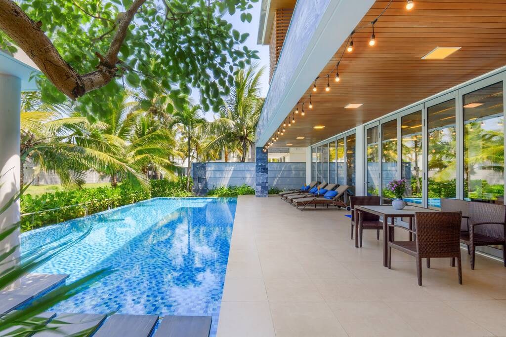 Exclusive 6BR Beachfront Villa 1000m2 Private Pool