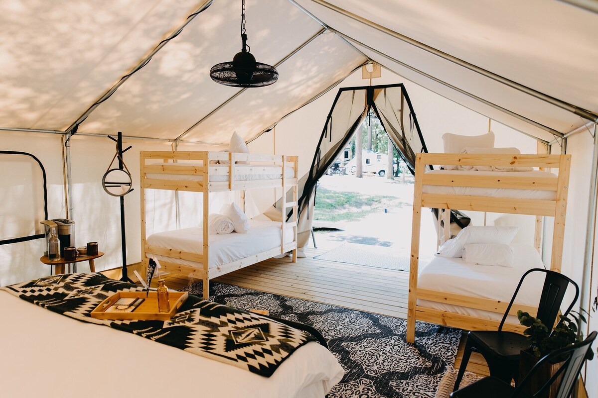 Glamping Deluxe Safari Tent #19