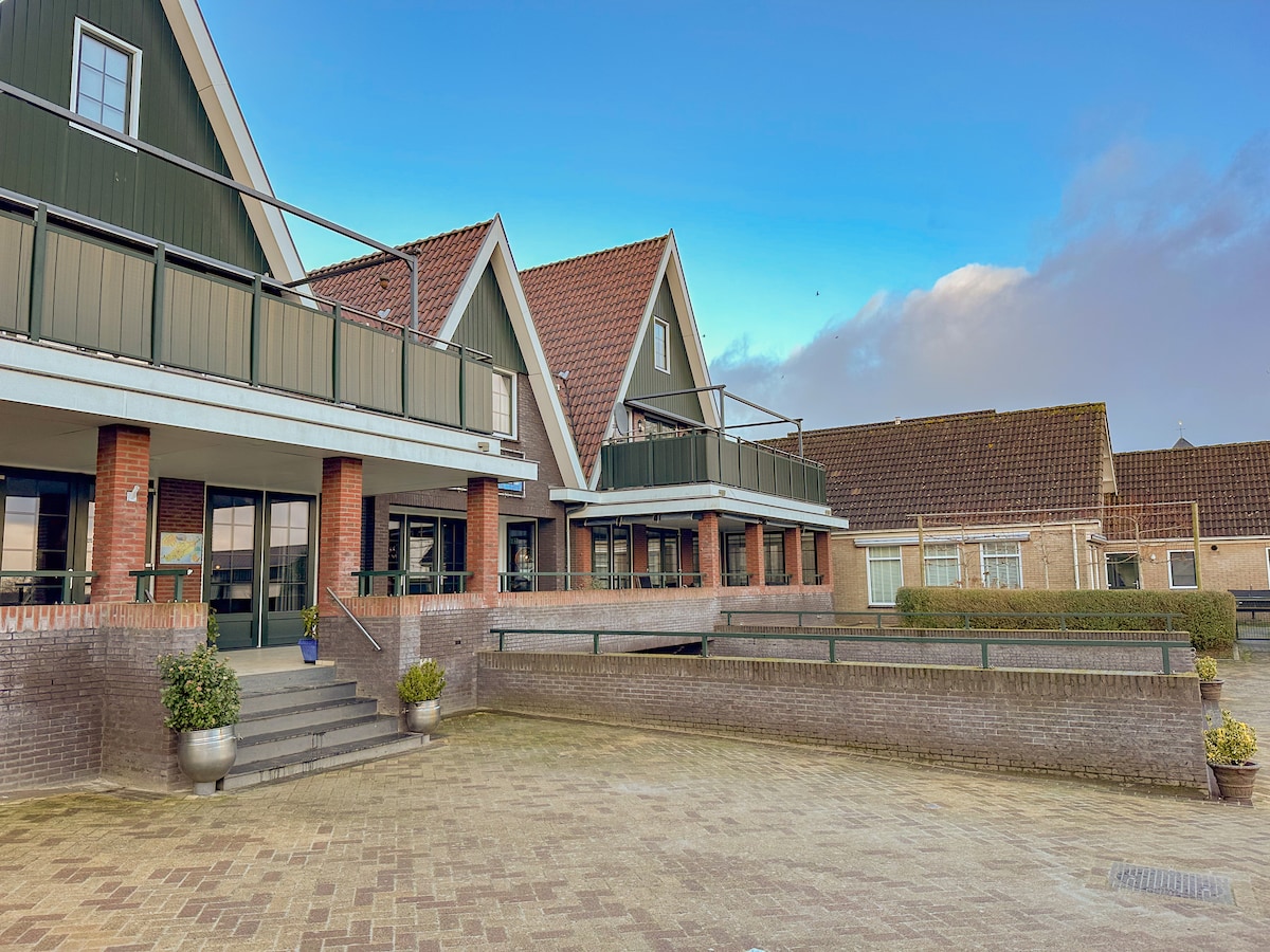 Luxurious appartment near the sea