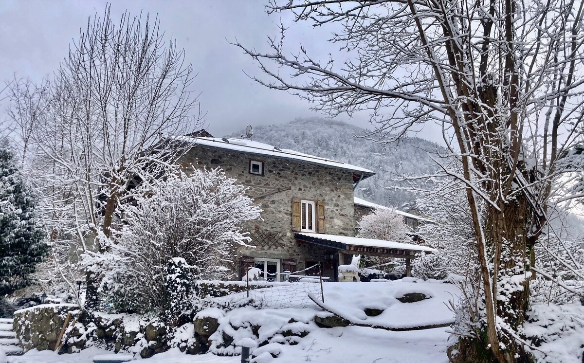 Charmante Maison de Montagne avec Spa