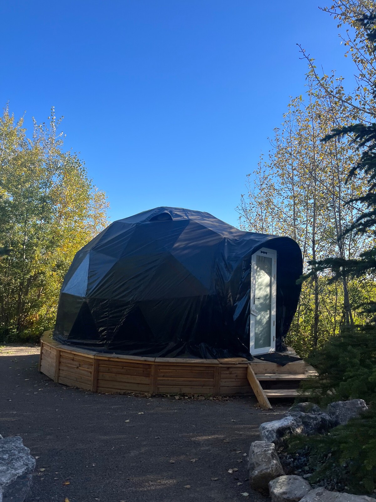 16' Geodesic Dome - The Black Dome