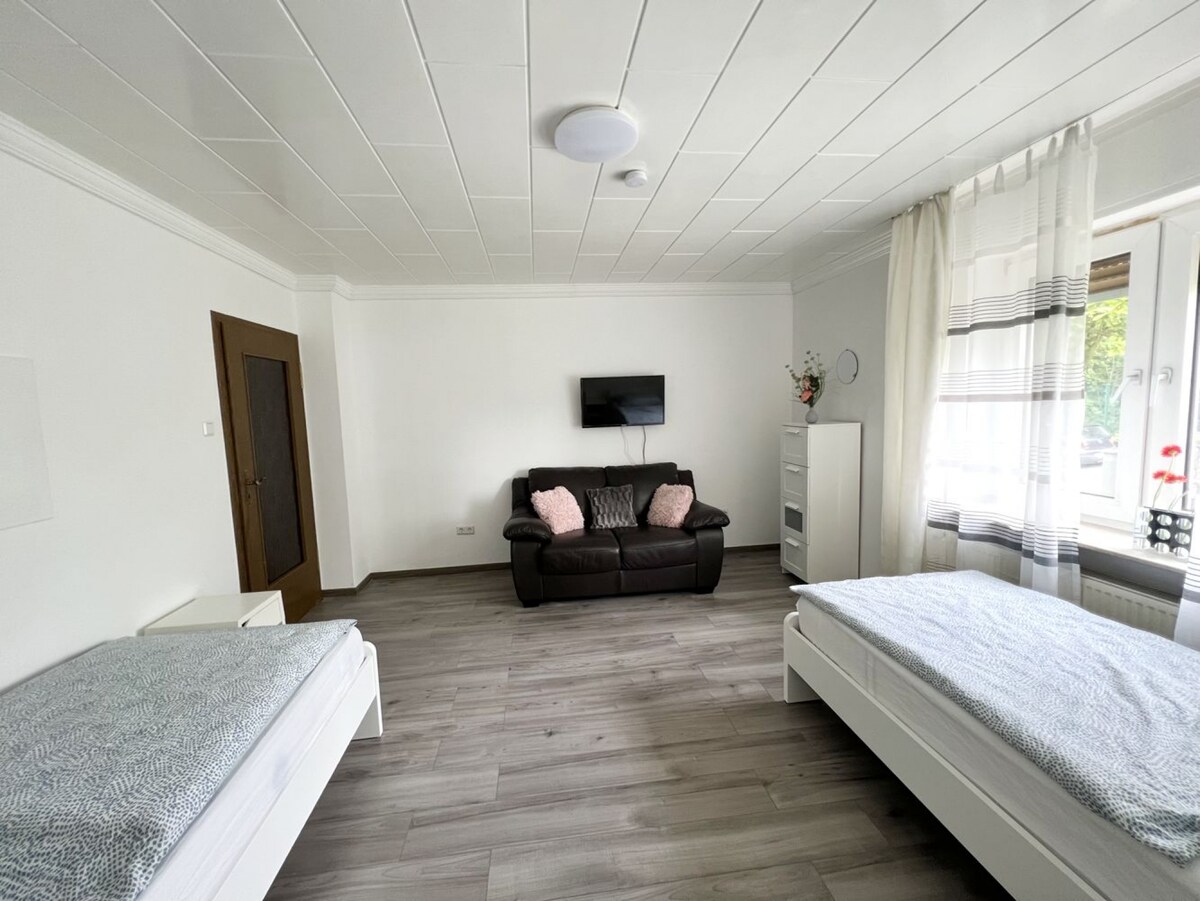 SU06 Work & Stay Apartment mit Terrasse