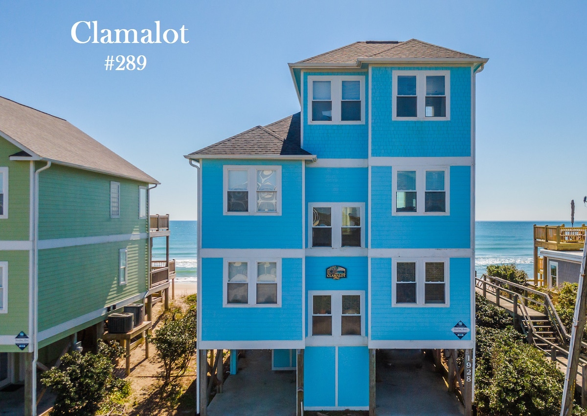 Clamalot | Spacious & Beachfront!
