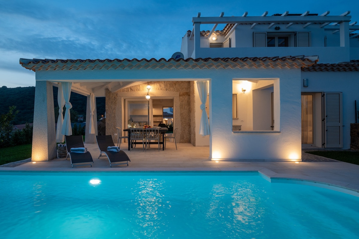 Bellevue 36E by Klodge - stylish villa with pool