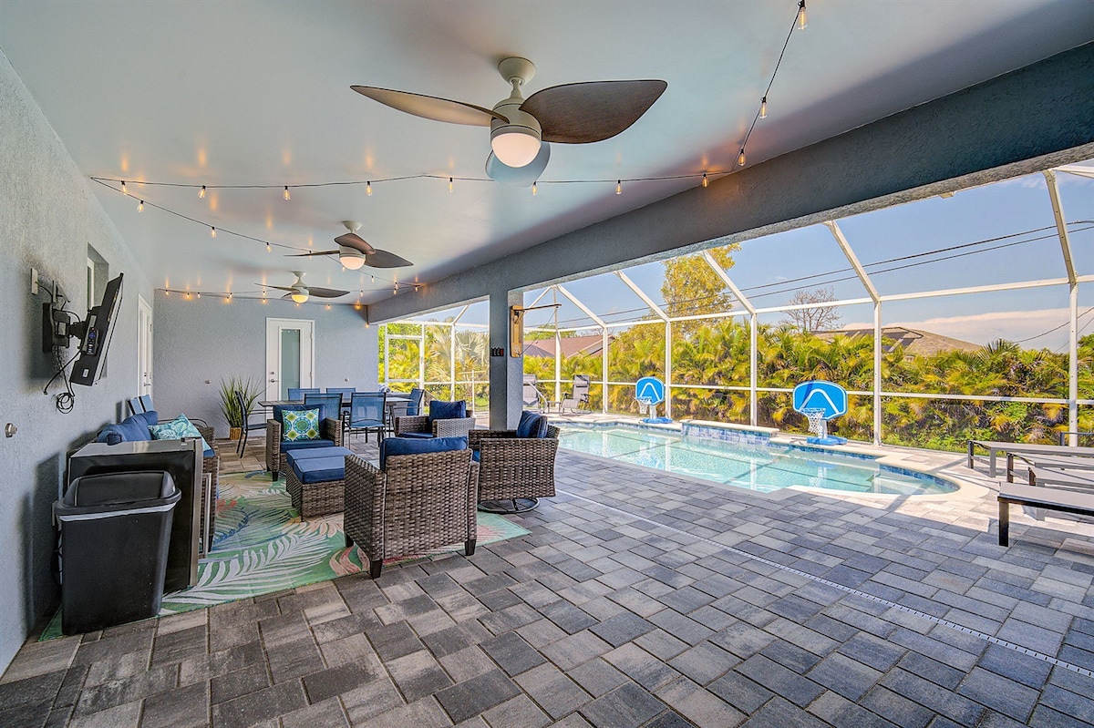 Family Fun-Relaxing Home w/heated Pool & Game Room