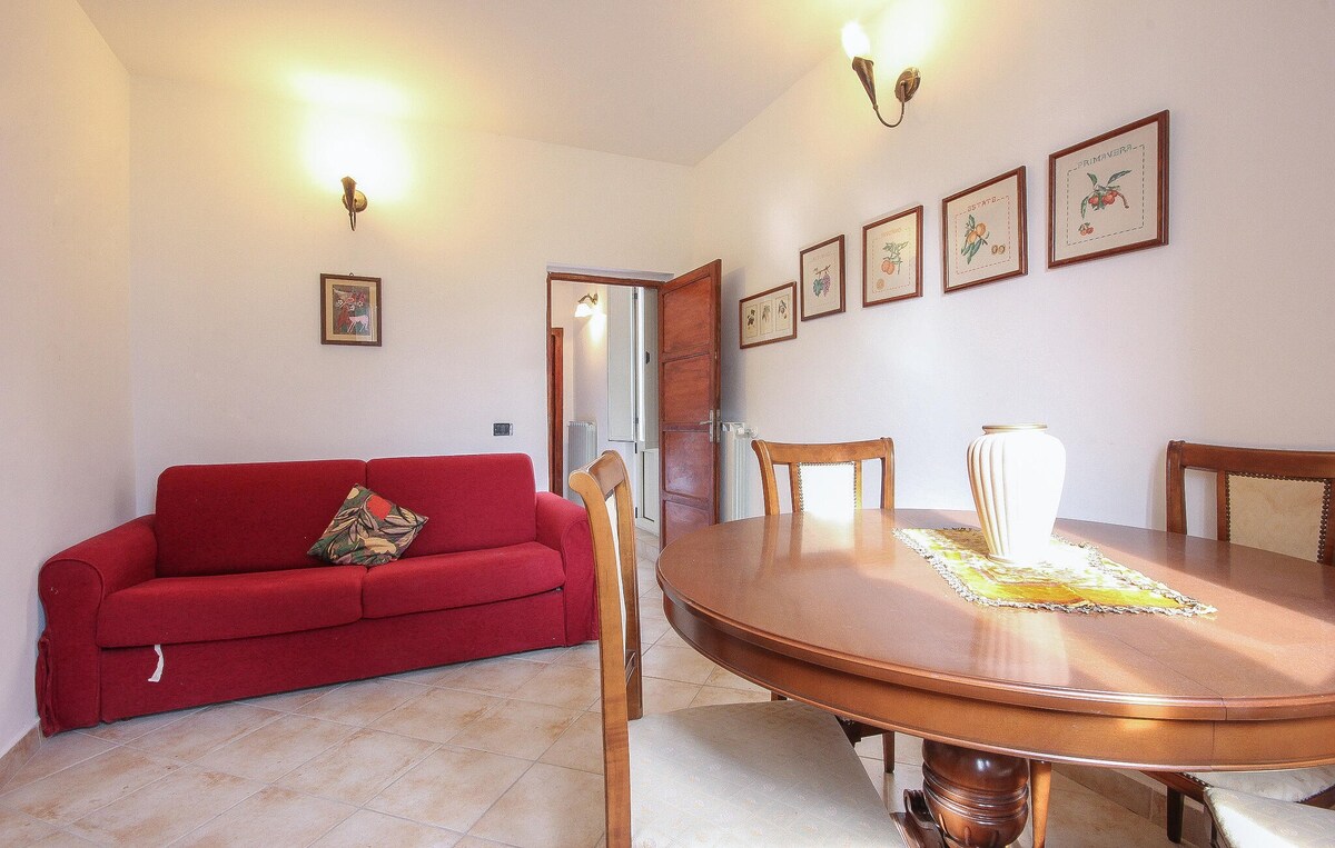 Cozy apartment in Orsogna with kitchen