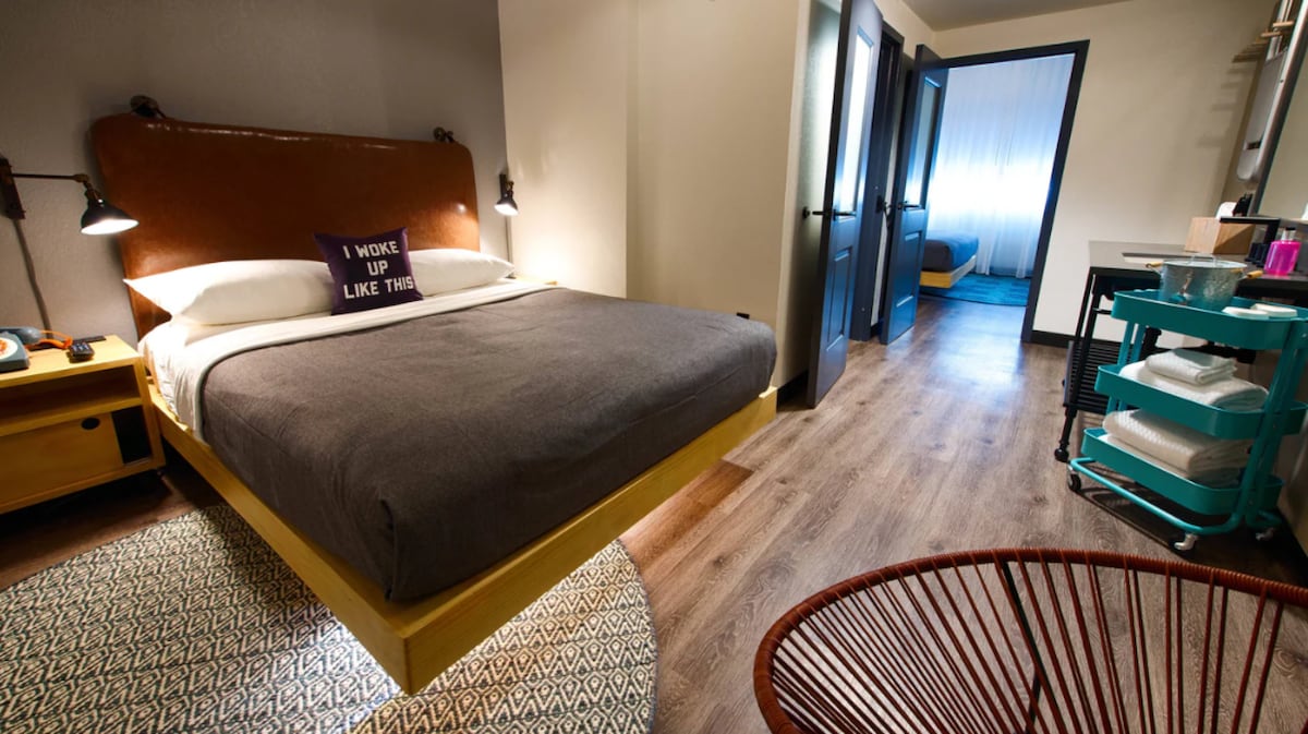 Suite Serenity, No Cleaning Fee at Moxy NOLA