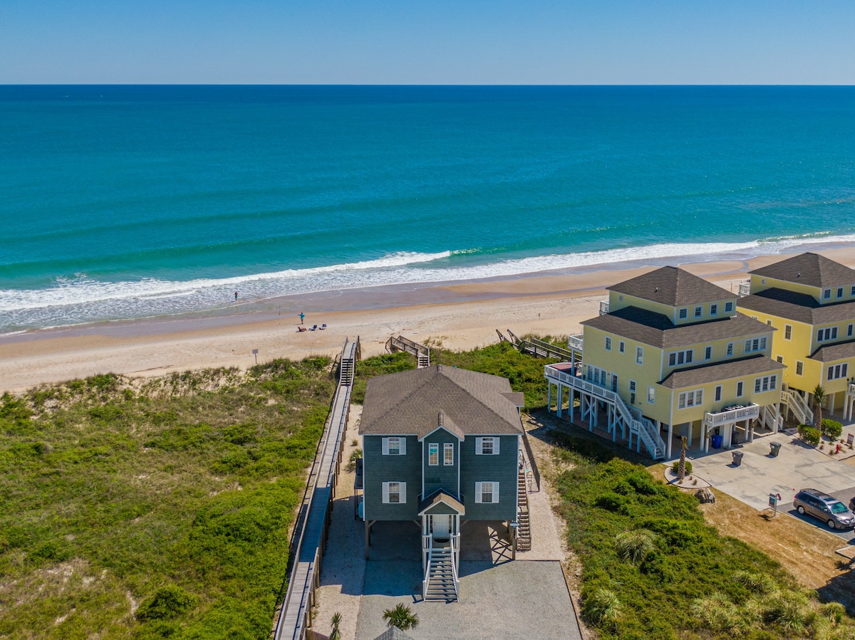 Shore Therapy | Oceanfront + Heated Pool!