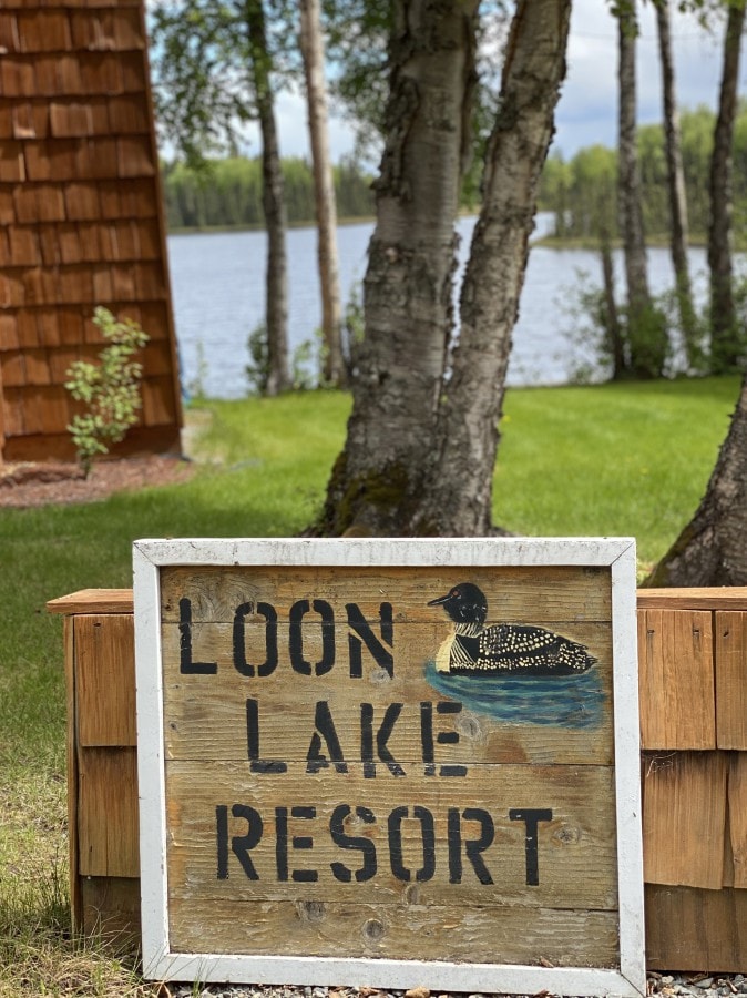 Cozy Lakeside Escape
