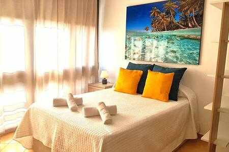 Loft Tropicana Vi [AA&WiFi&Pool]