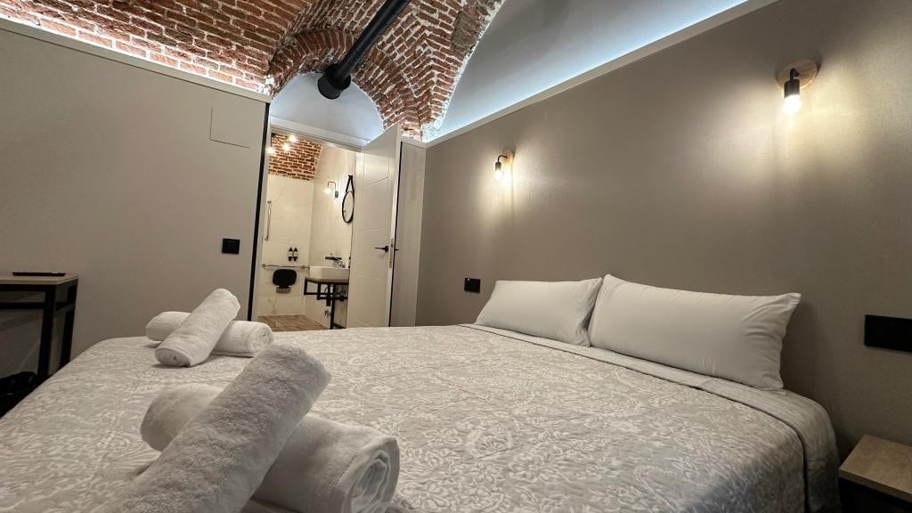 CC Opera Suites -Doble Standar Cama 150 - NR