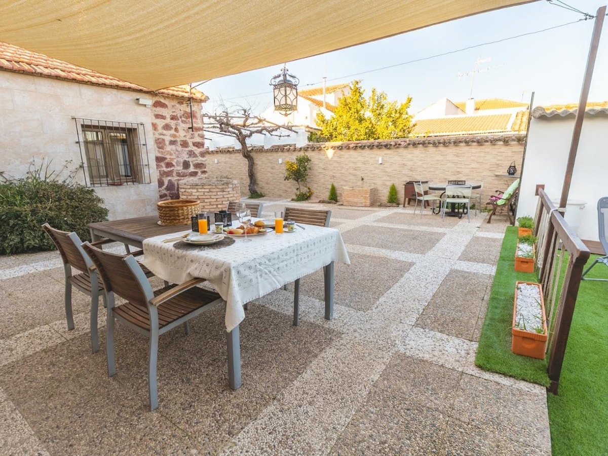 La Tejuela, Rural House in Andújar with Pool.