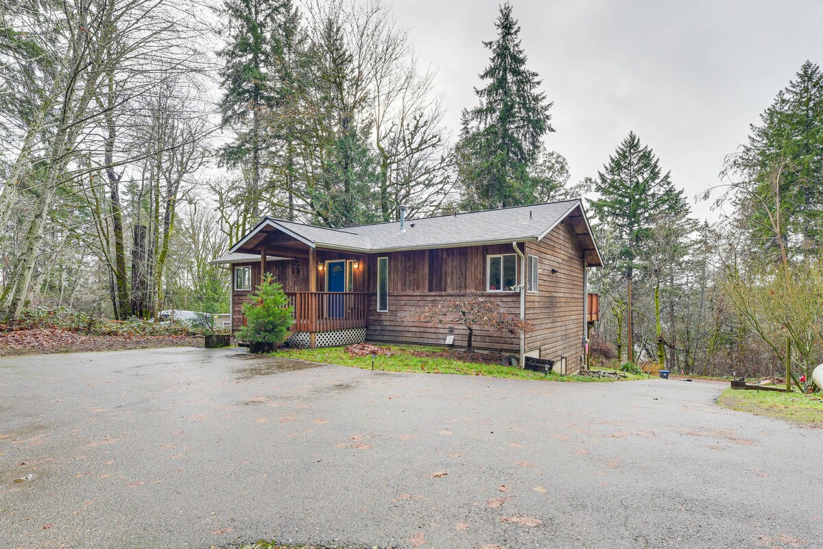 Serene Shelton Home - Puget Sound Access!