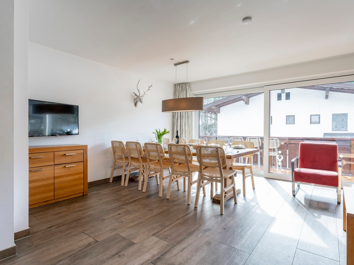 Roomy apartment with sauna & mountain panorama