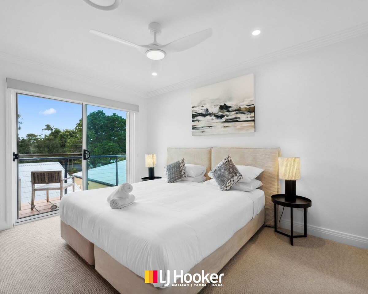 Water views in Iluka, your home away from home