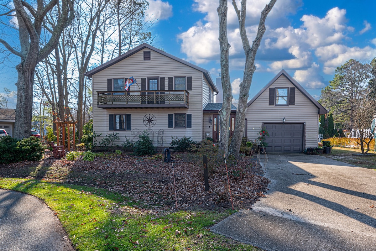 Ocean Pines Waterfront Home