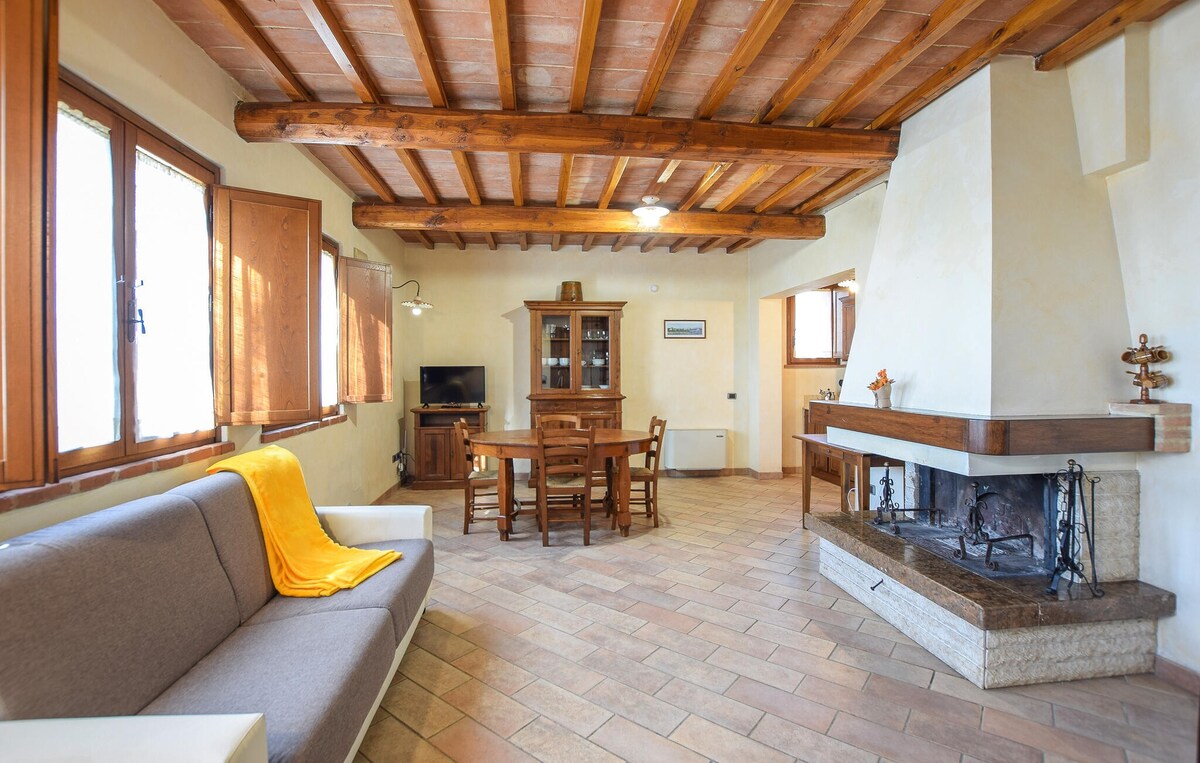 1 bedroom pet friendly home in Montebuono