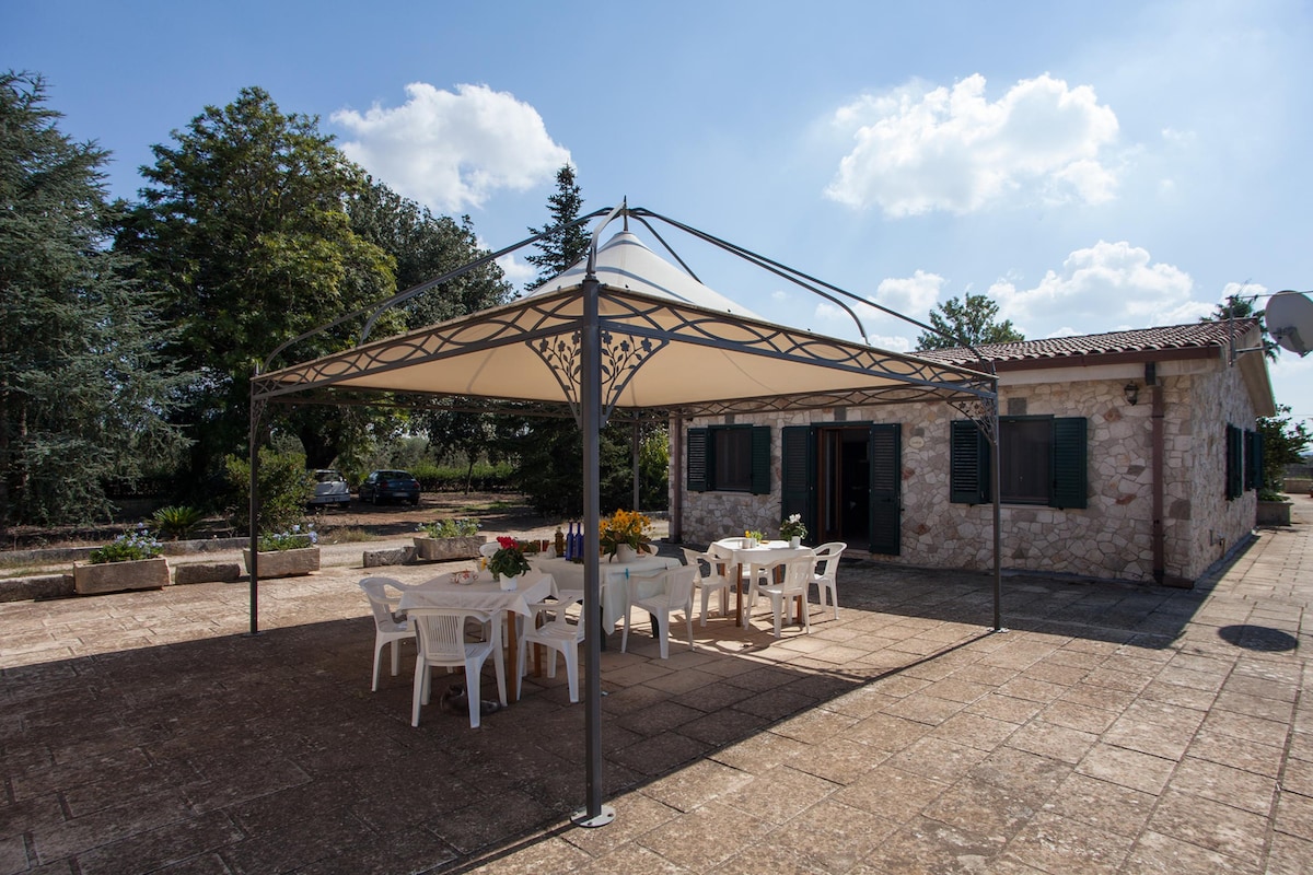 Villa Degli Dei with garden and pool