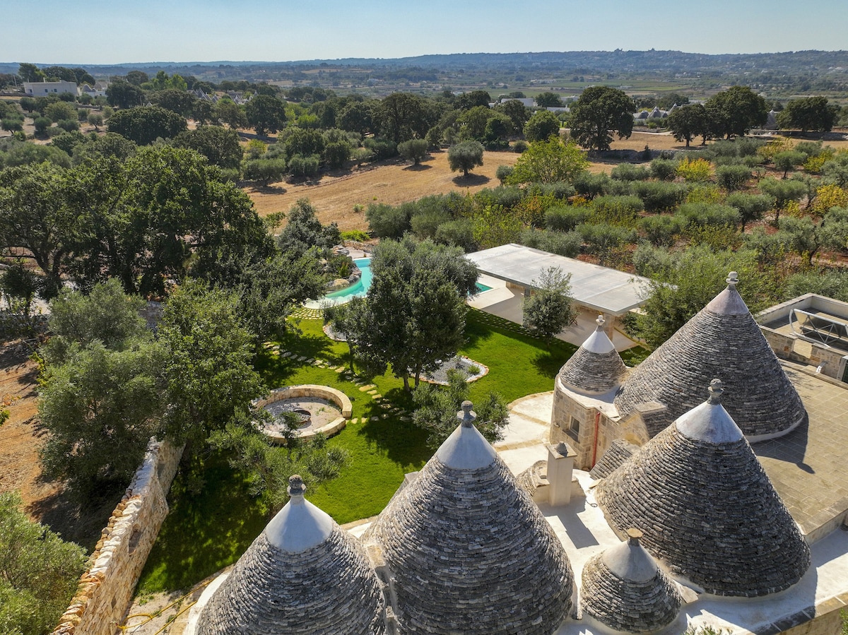 Trulli Petrantiqua con piscina