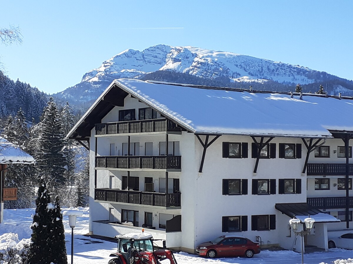 Alpine sun holiday flat with south balcony on 64m²