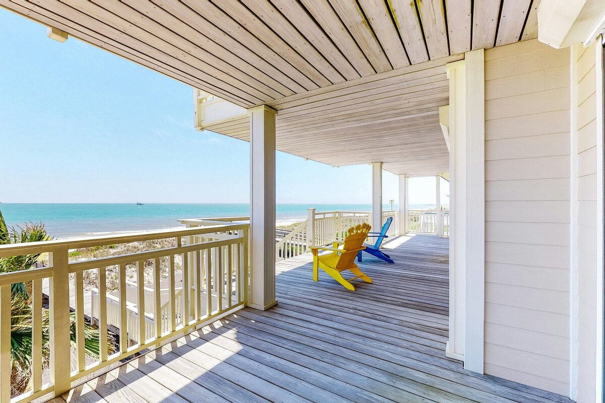 Gorgeous 5BR Oceanfront | Pool | Elevator