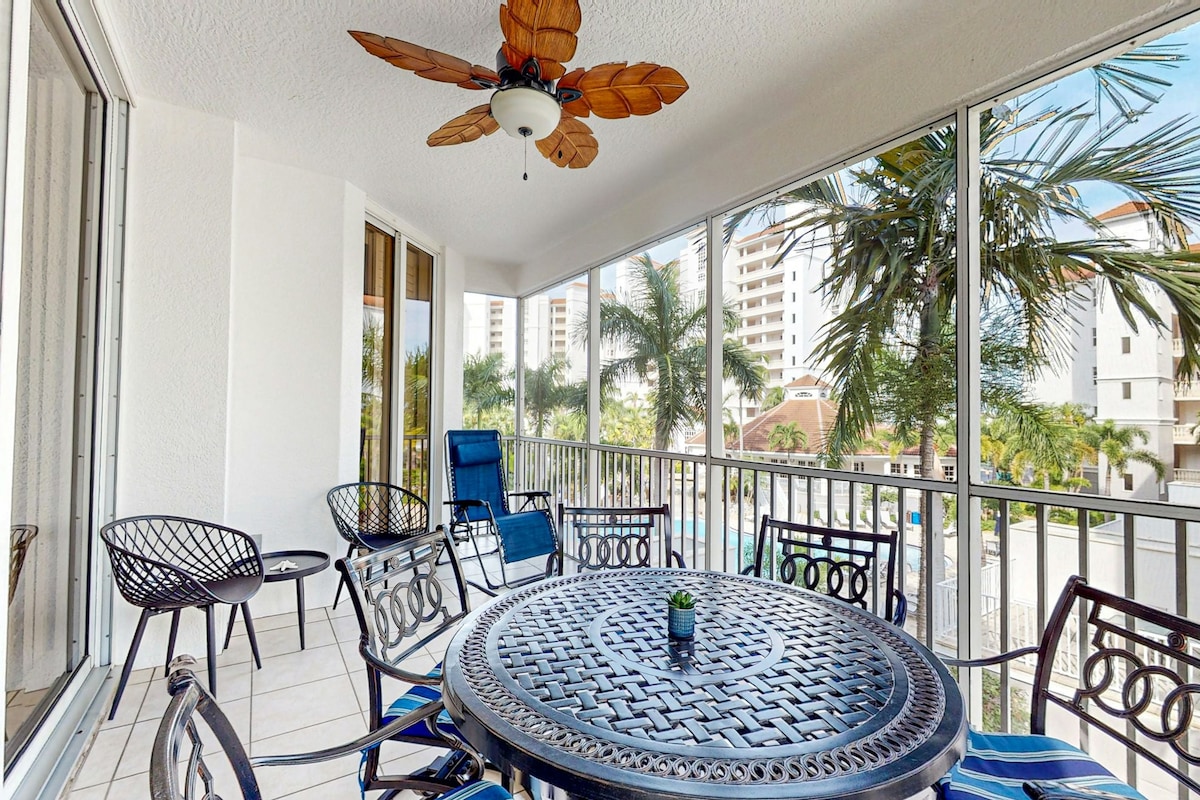 3BR pool view condo with hot tub, fitness room