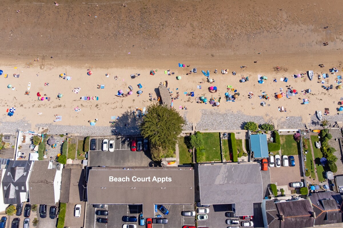 Life's a Beach - Direct Beach Access, Sea Views